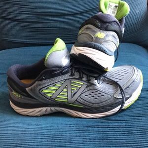 New Balance support running shoes